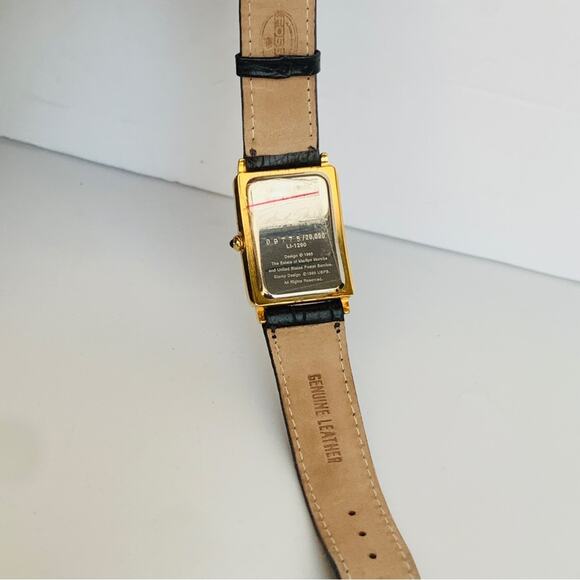 1995 Marilyn Monroe Fossil Watch and Wood Picture Box